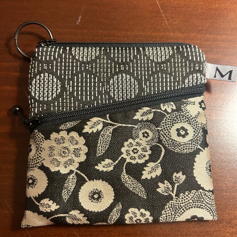 Maruca Roo Pouch - Black